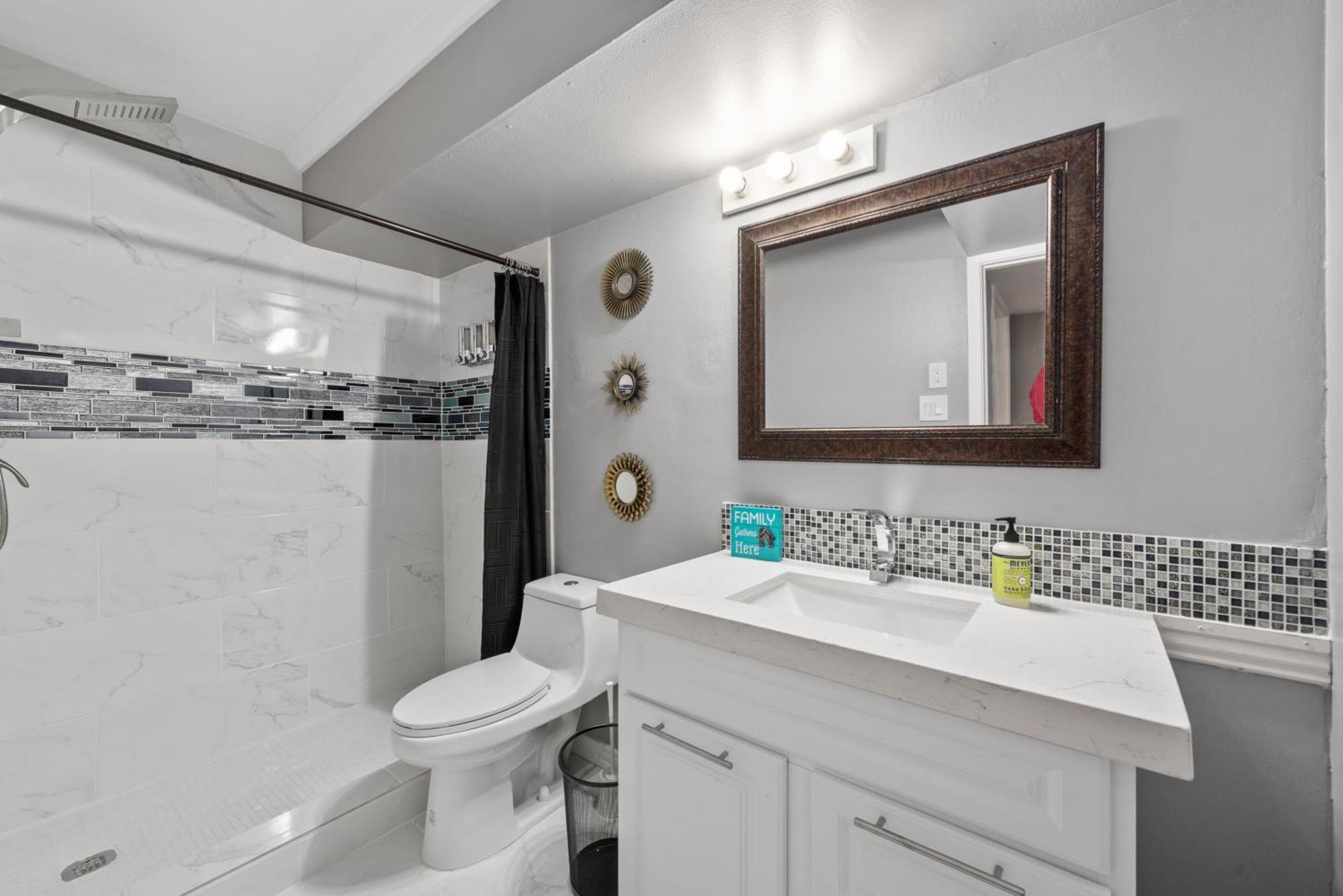 Tiffany Hip Montrose Apt Near Medcenter Uh & Nrg Houston Ngoại thất bức ảnh